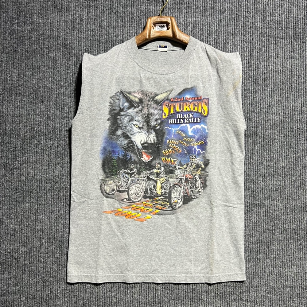 Vintage Sturgis Black Hills Rally Muscle Tee Mens M Gray Wolf Biker Y2K 2002